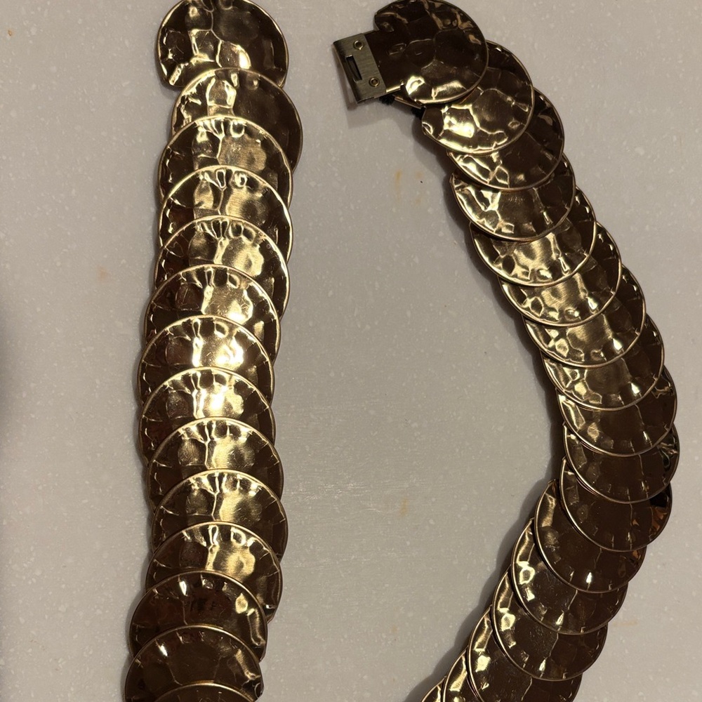 Hammered Gold-Tone Vintage Stretch Belt